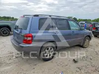 2004 Toyota Highlander photo