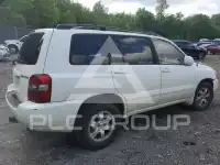 2004 Toyota Highlander photo