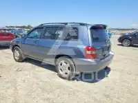 2004 Toyota Highlander photo