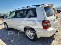 2004 Toyota Highlander photo