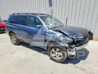 2004 Toyota Highlander photo