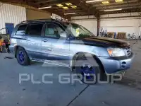 2004 Toyota Highlander photo