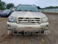 2004 Toyota Highlander photo