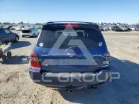 2004 Toyota Highlander photo