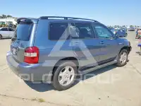 2004 Toyota Highlander photo