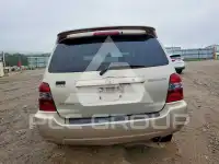 2004 Toyota Highlander photo