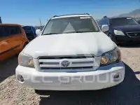 2004 Toyota Highlander photo