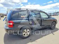 2004 Toyota Highlander photo