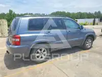 2004 Toyota Highlander photo