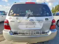 2004 Toyota Highlander фото