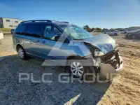 2004 Toyota SIENNA фото