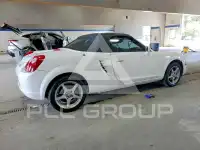 2004 Toyota MR2 фото