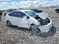 2004 Toyota PRIUS фото
