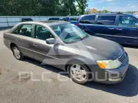 2004 Toyota AVALON photo