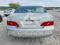 2004 Toyota AVALON photo
