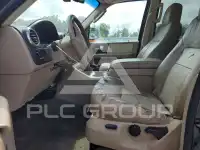 2004 Ford EXPEDITION photo