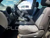 2004 Ford ESCAPE фото