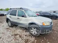 2004 Ford ESCAPE photo