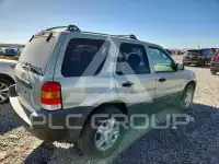 2004 Ford ESCAPE photo