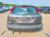 2004 Ford FOCUS photo