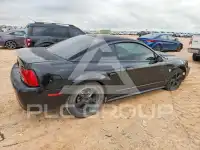 2004 Ford MUSTANG photo