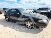 2004 Ford MUSTANG photo