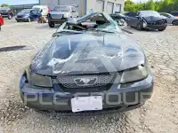 2004 Ford MUSTANG photo