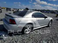 2004 Ford MUSTANG фото