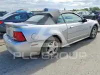 2004 Ford MUSTANG photo