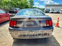 2004 Ford MUSTANG photo