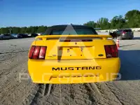 2004 Ford MUSTANG фото