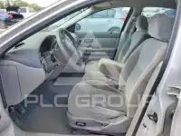 2004 Ford TAURUS фото