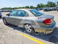 2004 Ford TAURUS photo