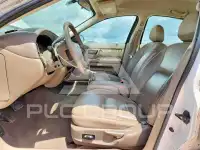 2004 Ford TAURUS photo