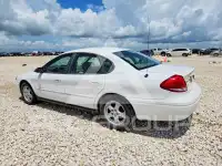 2004 Ford TAURUS photo
