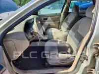 2004 Ford TAURUS фото