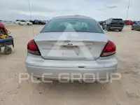 2004 Ford TAURUS photo