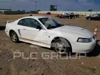 2004 Ford MUSTANG photo
