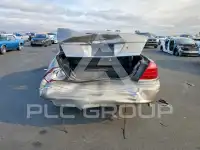 2004 Ford CROWN photo