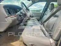 2004 Ford CROWN фото