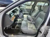 2004 Ford CROWN фото