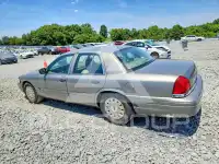 2004 Ford CROWN фото
