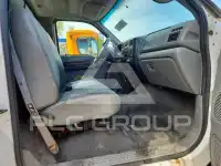 2004 Ford F-650 photo