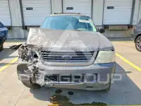 2004 Ford EXPLORER photo