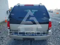 2004 Ford EXPLORER photo