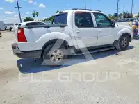 2004 Ford EXPLORER photo