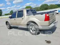 2004 Ford EXPLORER photo