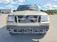 2004 Ford EXPLORER photo