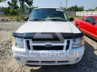 2004 Ford EXPLORER photo