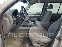 2004 Ford EXPLORER photo